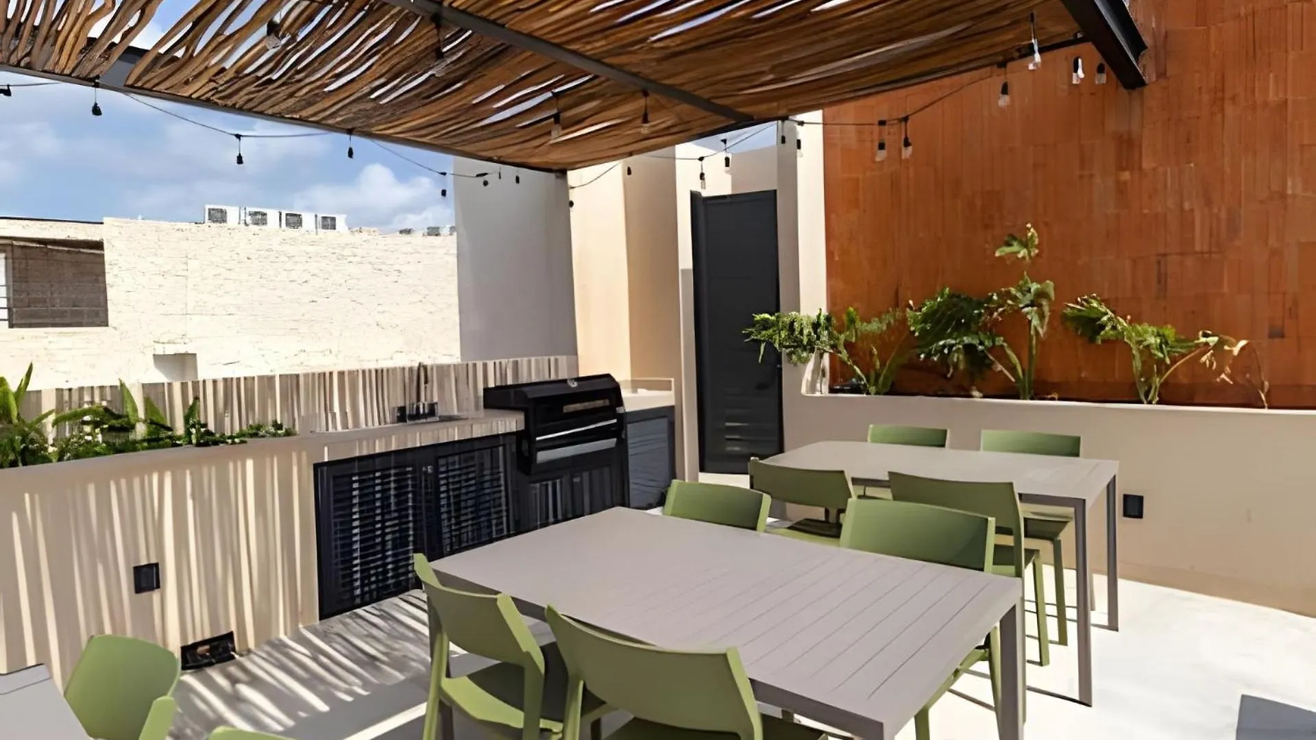 Full Apartment With Private Pool, Roof Garden, Bbq, Wifi, 2 Beds Tulum Mexico